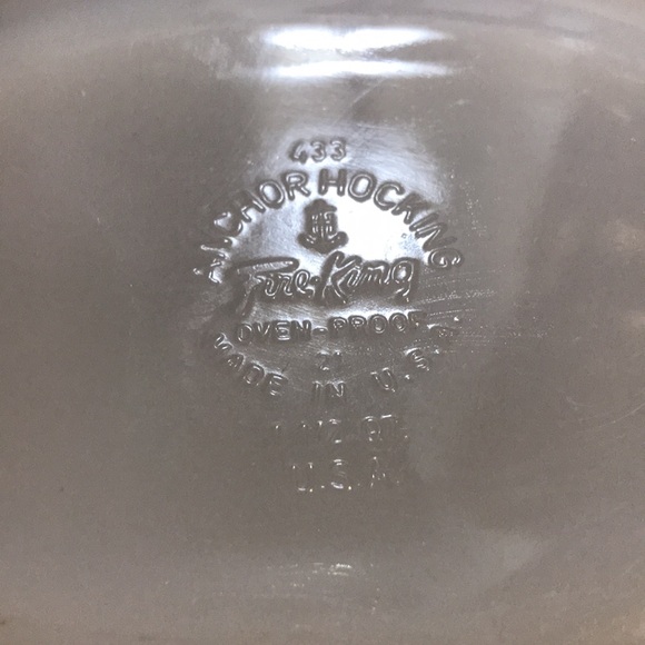 Vintage Fire king casserole dish with lid - Picture 6 of 6